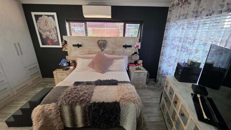 3 Bedroom Property for Sale in Reebok Western Cape